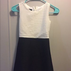 A black and white dress. Very cute!